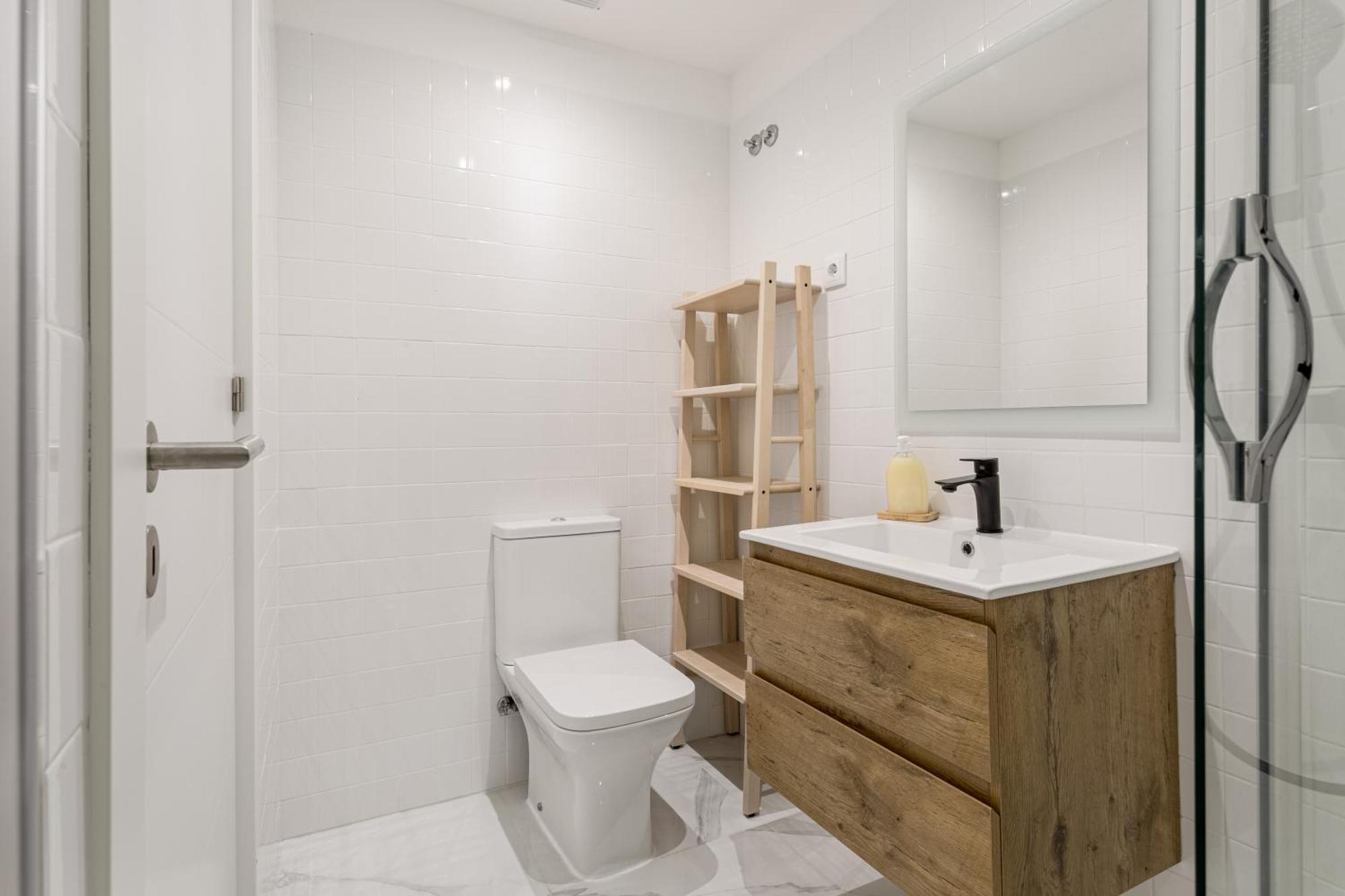 Joivy Minimalistic Apt W Patio In Principe Real Лиссабон Экстерьер фото