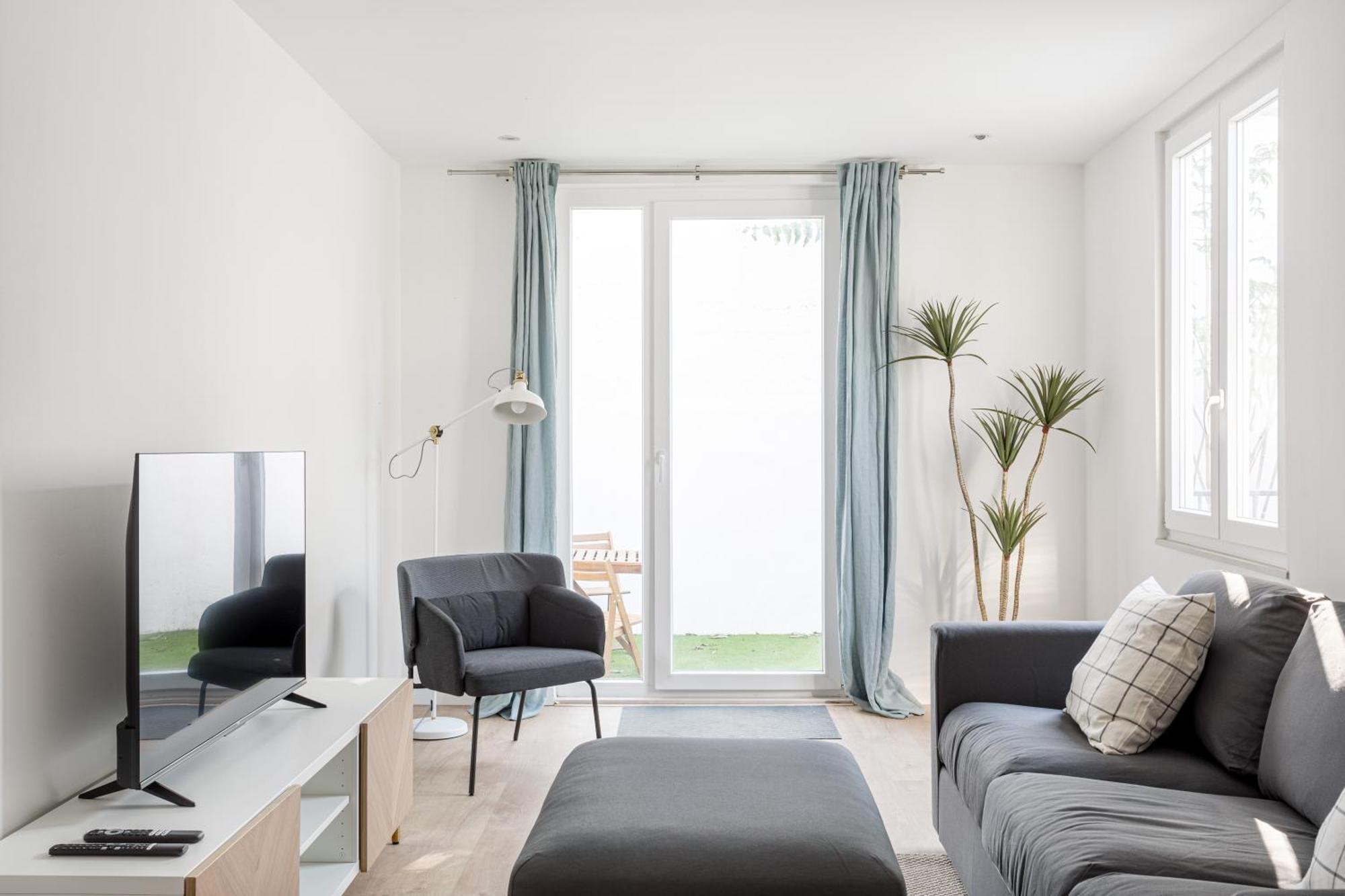 Joivy Minimalistic Apt W Patio In Principe Real Лиссабон Экстерьер фото